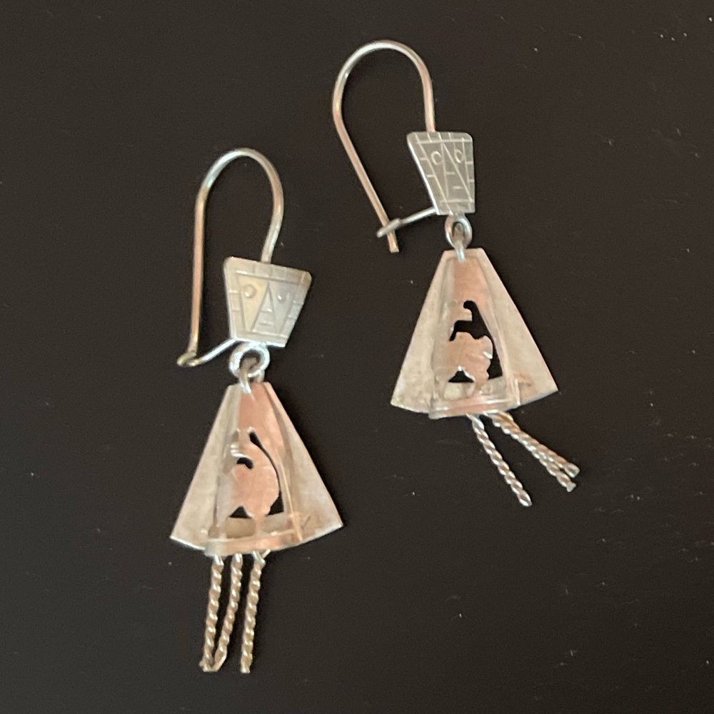 Vintage handmade sterling silver earrings Llama from South America.